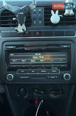 Хетчбек Volkswagen Polo 2012 в 