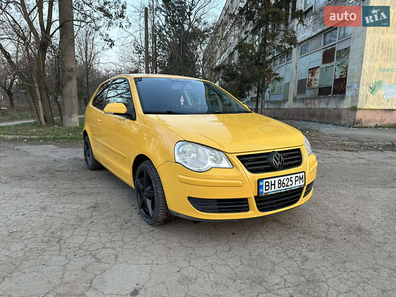 Хэтчбек Volkswagen Polo 2006 в Одессе