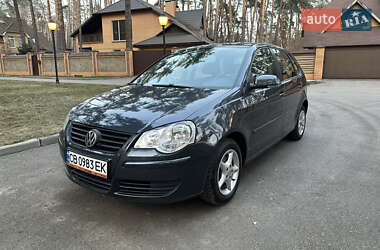 Хэтчбек Volkswagen Polo 2005 в Чернигове