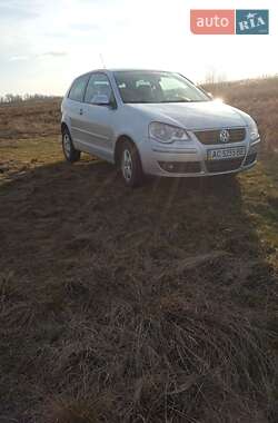 Хэтчбек Volkswagen Polo 2008 в Луцке