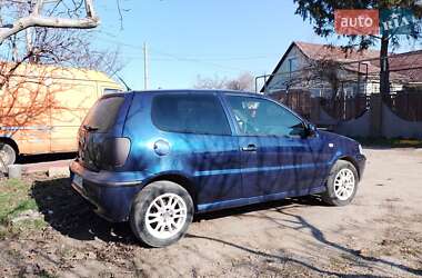 Хетчбек Volkswagen Polo 2001 в 