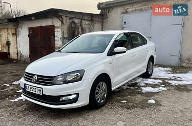 Седан Volkswagen Polo 2017 в Желтых Водах