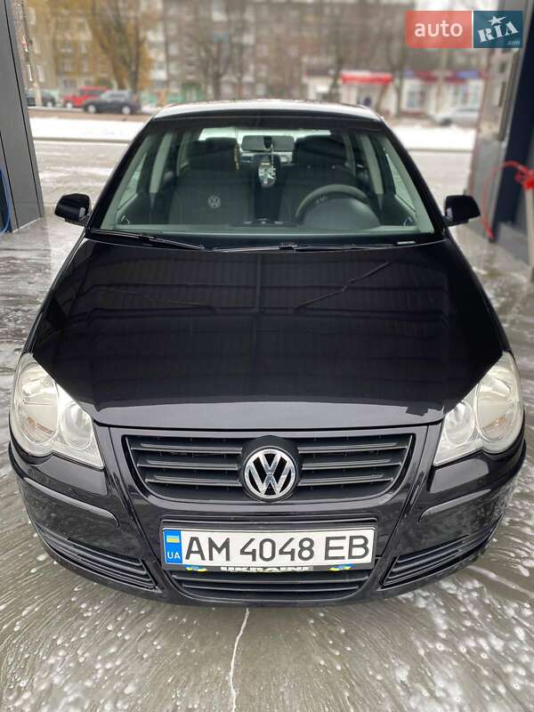 Хэтчбек Volkswagen Polo 2007 в 