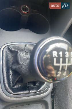 Седан Volkswagen Polo 2011 в 