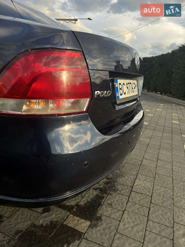 Седан Volkswagen Polo 2012 в Ужгороді