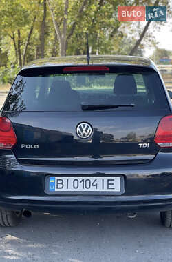 Хэтчбек Volkswagen Polo 2010 в 