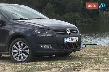 Хэтчбек Volkswagen Polo 2010 в 