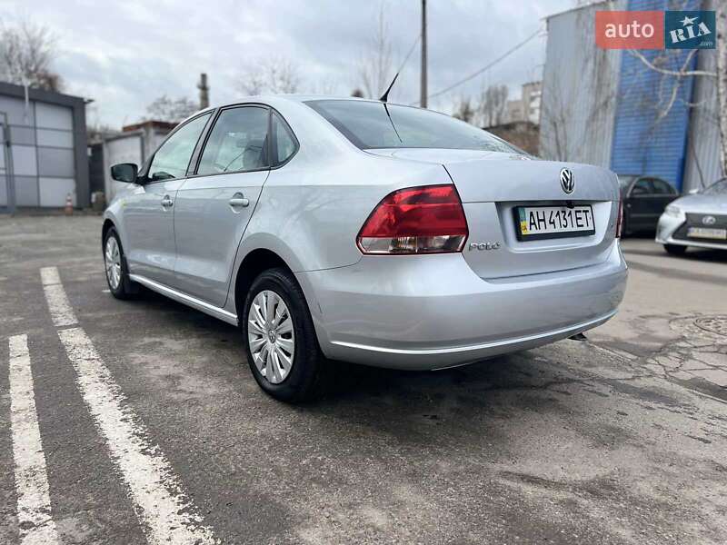 Седан Volkswagen Polo 2012 в Киеве фото 9 Седан Volkswagen Polo 2012 в Киеве