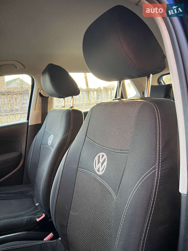 Хэтчбек Volkswagen Polo 2010 в Надворной