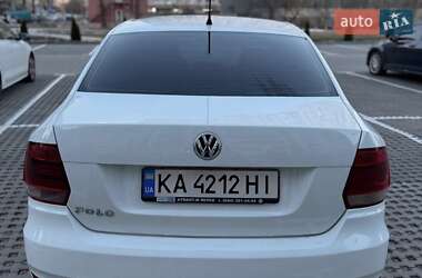 Седан Volkswagen Polo 2016 в Харькове