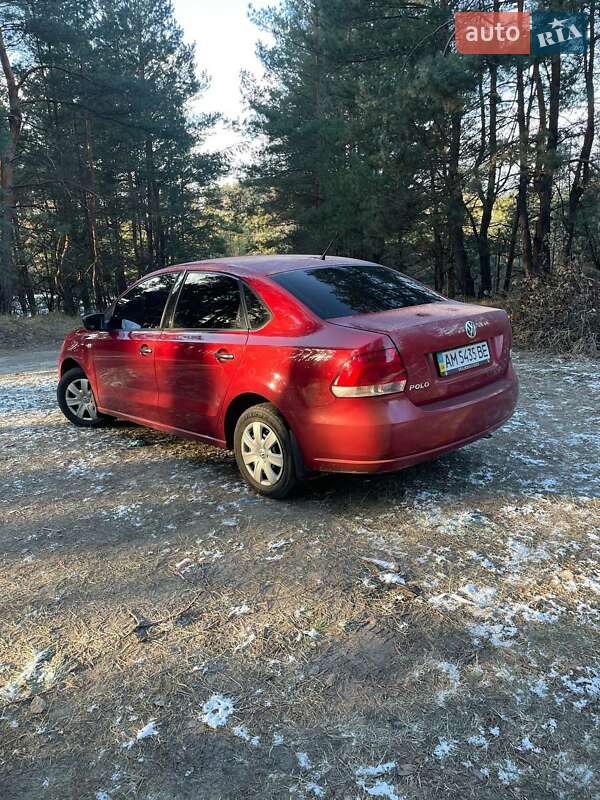 Седан Volkswagen Polo 2011 в Житомире