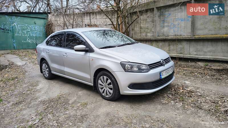 Седан Volkswagen Polo 2013 в 