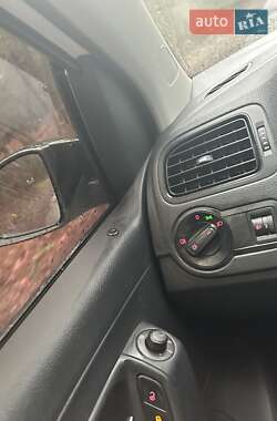 Седан Volkswagen Polo 2015 в 
