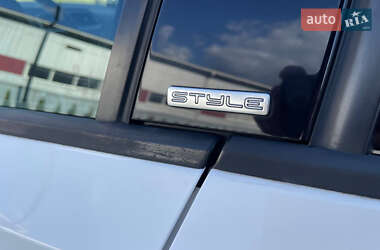 Хэтчбек Volkswagen Polo 2011 в 