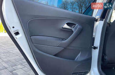 Хэтчбек Volkswagen Polo 2011 в 