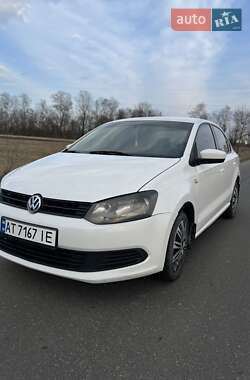 Седан Volkswagen Polo 2011 в Ивано-Франковске