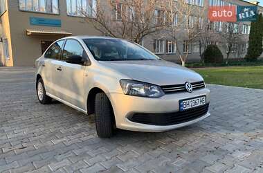 Седан Volkswagen Polo 2011 в 