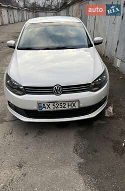 Седан Volkswagen Polo 2013 в 