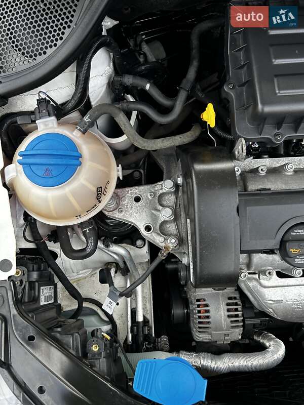 Хетчбек Volkswagen Polo 2013 в Хмельницькому