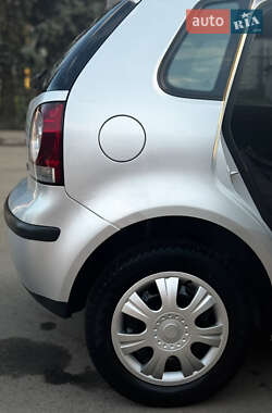 Хетчбек Volkswagen Polo 2006 в 