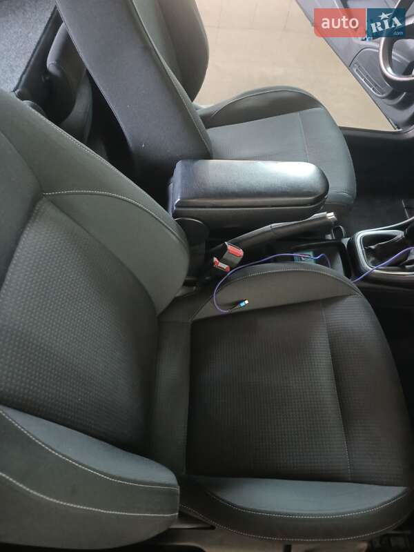 Хэтчбек Volkswagen Polo 2010 в Старом Самборе фото 12 Хэтчбек Volkswagen Polo 2010 в Старом Самборе