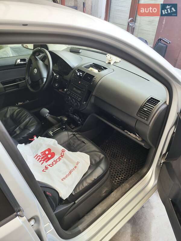 Хэтчбек Volkswagen Polo 2007 в Киеве
