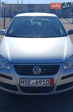 Хэтчбек Volkswagen Polo 2005 в 