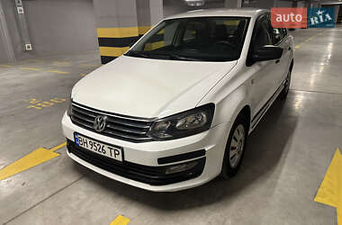 Седан Volkswagen Polo 2017 в Николаеве