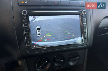 Седан Volkswagen Polo 2011 в 