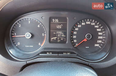 Хэтчбек Volkswagen Polo 2013 в 