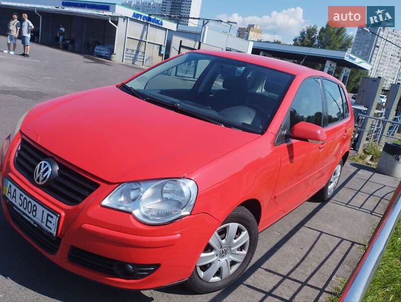 Хэтчбек Volkswagen Polo 2009 в Киеве