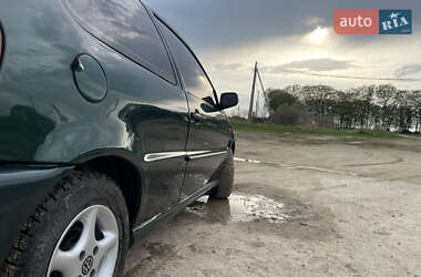Хэтчбек Volkswagen Polo 1995 в 