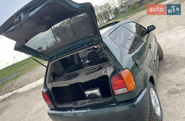 Хэтчбек Volkswagen Polo 1995 в 
