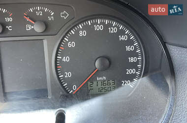 Хэтчбек Volkswagen Polo 2006 в 