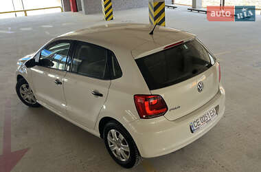 Хэтчбек Volkswagen Polo 2009 в 