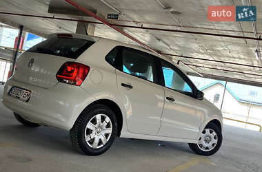 Хэтчбек Volkswagen Polo 2009 в 