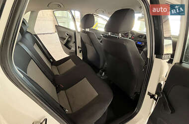 Хэтчбек Volkswagen Polo 2009 в 