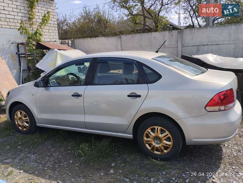 Седан Volkswagen Polo 2013 в Харкові