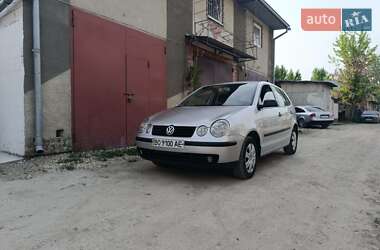 Хетчбек Volkswagen Polo 2003 в 