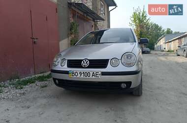 Хетчбек Volkswagen Polo 2003 в 