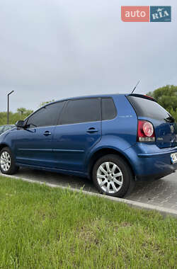Хэтчбек Volkswagen Polo 2007 в 
