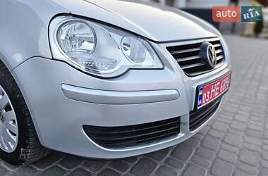 Хетчбек Volkswagen Polo 2009 в 