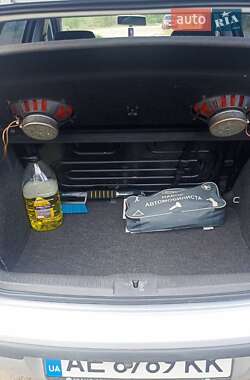 Хетчбек Volkswagen Polo 2002 в 