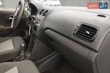 Хетчбек Volkswagen Polo 2013 в 