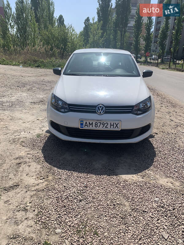 Седан Volkswagen Polo 2012 в Житомирі