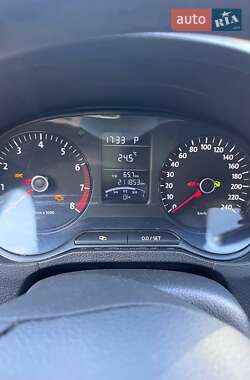 Хэтчбек Volkswagen Polo 2012 в 