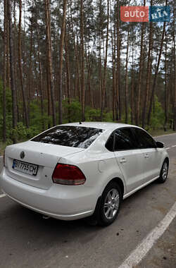 Седан Volkswagen Polo 2013 в 