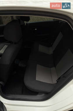 Седан Volkswagen Polo 2013 в 