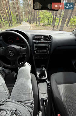 Седан Volkswagen Polo 2013 в 