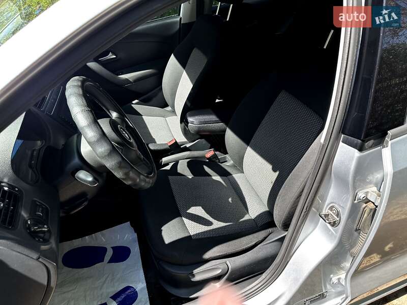 Хэтчбек Volkswagen Polo 2013 в Яворове